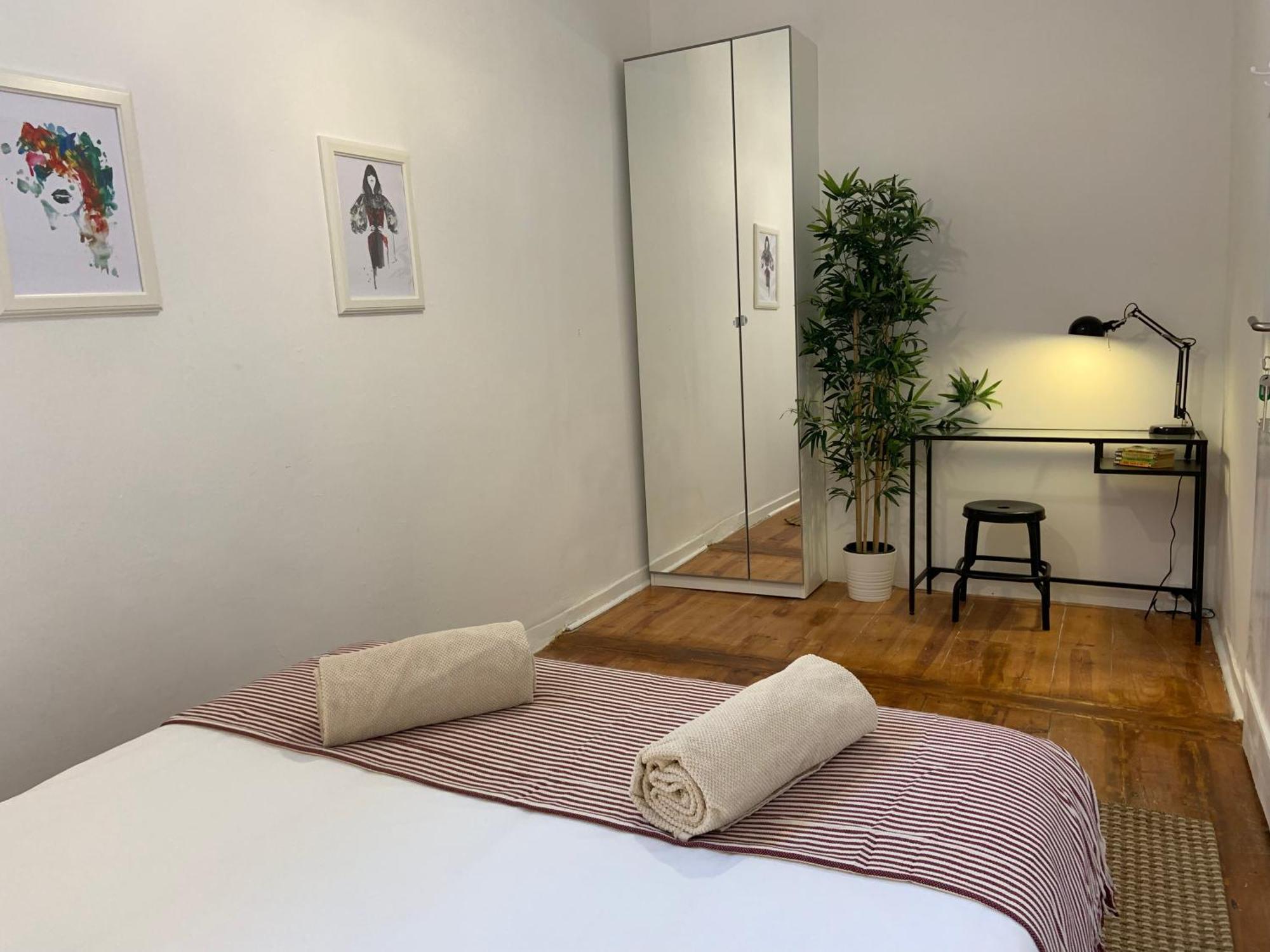 Stay As A Local! Santos Historical Guesthouse IV Lisboa Екстериор снимка
